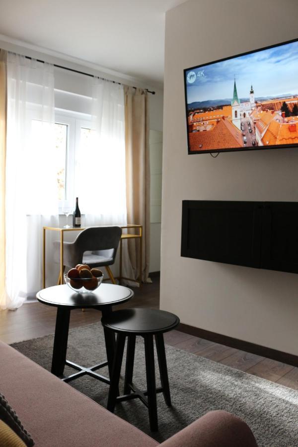 Luca, modern brand new studio apartment Zagabria Esterno foto